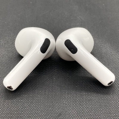 【中古】AirPods 4 MXP63J/A【秋葉原】