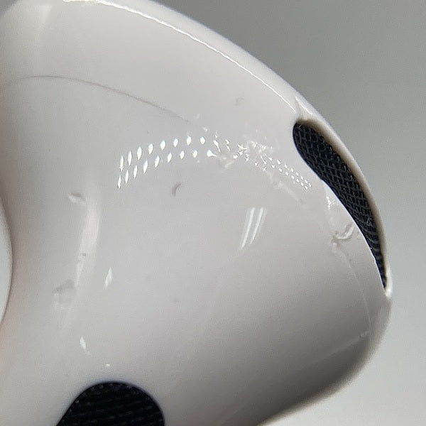【中古】AirPods 4 MXP63J/A【秋葉原】