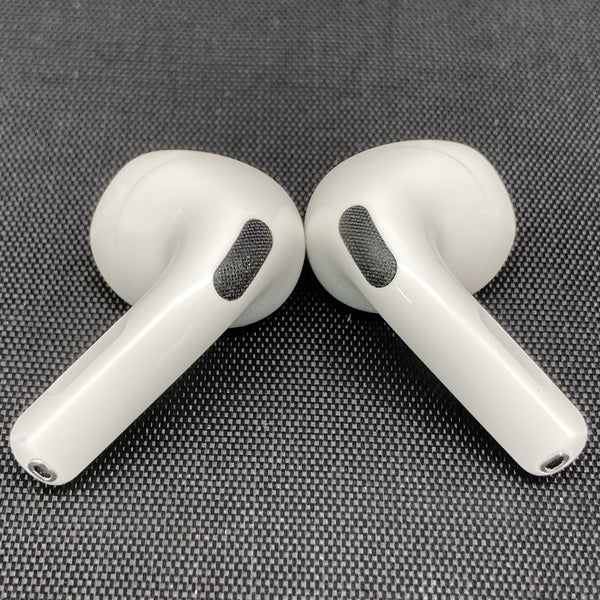 【中古】AirPods 4 MXP63J/A【秋葉原】