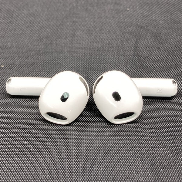 【中古】AirPods 4 MXP63J/A【秋葉原】