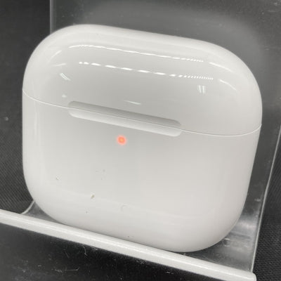 【中古】AirPods 4 MXP63J/A【秋葉原】