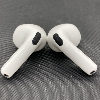 【中古】AirPods 4 MXP63J/A【秋葉原】