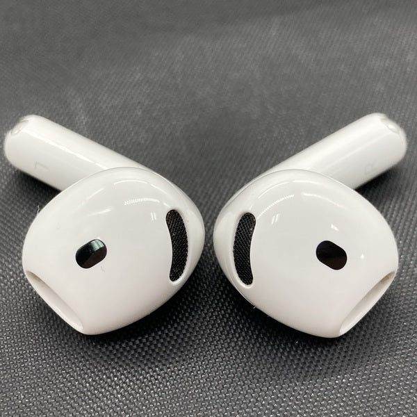 【中古】AirPods 4 MXP63J/A【秋葉原】