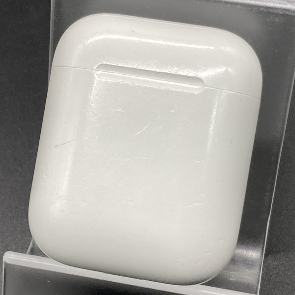 【中古】AirPods with Charging Case MV7N2J/A【日本橋】
