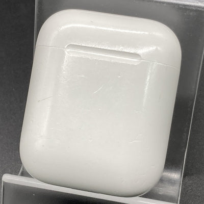 【中古】AirPods with Charging Case MV7N2J/A【日本橋】