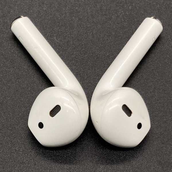 Apple 【中古】AirPods with Charging Case MV7N2J/A【日本橋】 – e