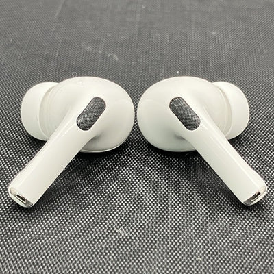 【中古】MagSafe充電ケース(USB-C)付きAirPods Pro(第2世代) MTJV3JA【秋葉原】