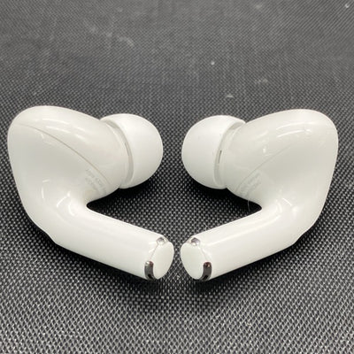 【中古】MagSafe充電ケース(USB-C)付きAirPods Pro(第2世代) MTJV3JA【秋葉原】