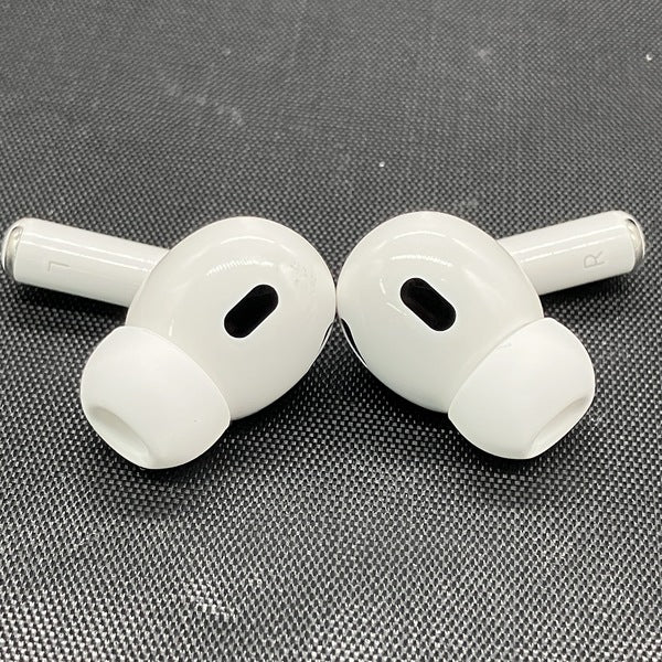【中古】MagSafe充電ケース(USB-C)付きAirPods Pro(第2世代) MTJV3JA【秋葉原】