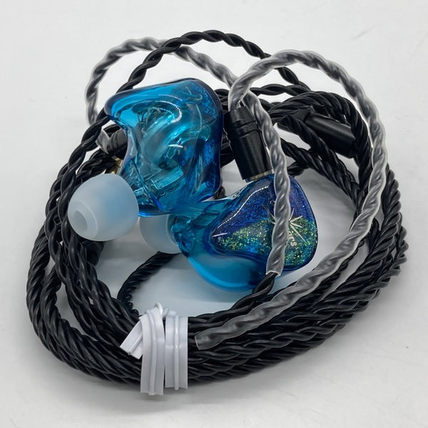 Kiwi Ears Forteza　ブルー　中古 Kiwi Ears Forteza Blue キウイイヤーズ 有線イヤホン カナル型