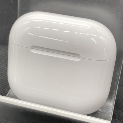 【中古】AirPods 4 MXP93J/A（アクティブノイズキャンセリング搭載）【秋葉原】
