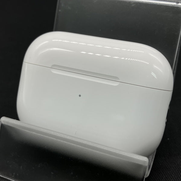 【中古】MagSafe充電ケース(USB-C)付きAirPods Pro(第2世代) MTJV3JA【秋葉原】