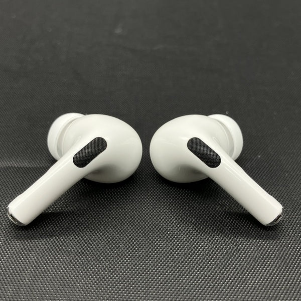 【中古】MagSafe充電ケース(USB-C)付きAirPods Pro(第2世代) MTJV3JA【秋葉原】