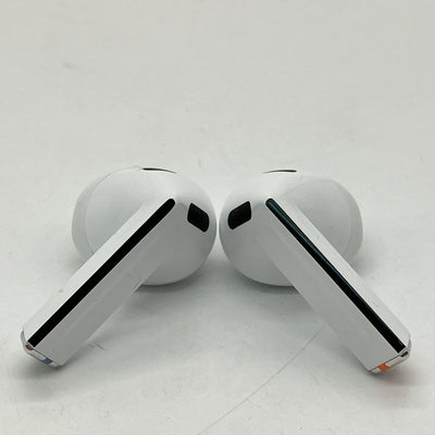 【中古】Galaxy Buds3 ホワイト 【SM-R530NZWAXJP】【秋葉原】