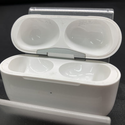 【中古】AirPods Pro 充電ケース【秋葉原】