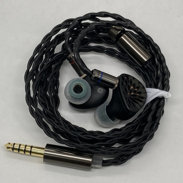【中古】Yu Xuan Ji (魚玄機) 4.4mm バランスジャック【日本橋】
