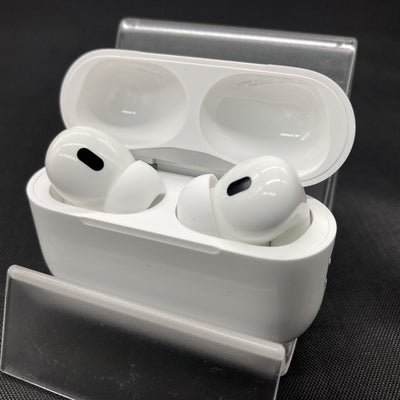 【中古】MagSafe充電ケース(USB-C)付きAirPods Pro(第2世代) MTJV3JA【秋葉原】