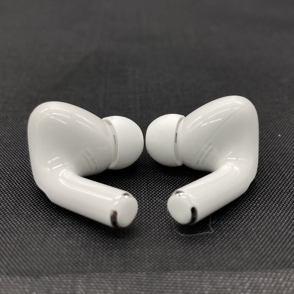 【中古】MagSafe充電ケース(USB-C)付きAirPods Pro(第2世代) MTJV3JA【秋葉原】