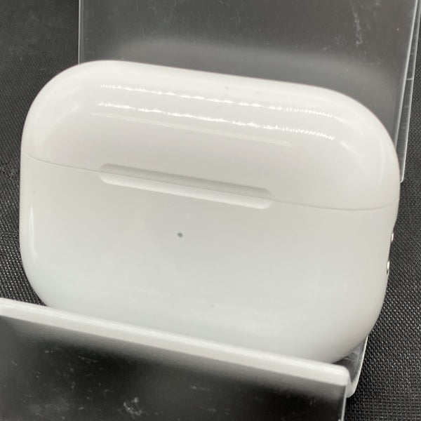 【中古】MagSafe充電ケース(USB-C)付きAirPods Pro(第2世代) MTJV3JA【秋葉原】
