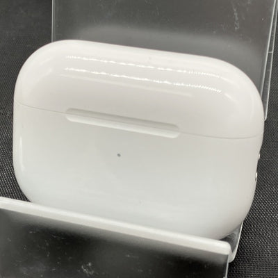 【中古】MagSafe充電ケース(USB-C)付きAirPods Pro(第2世代) MTJV3JA【秋葉原】