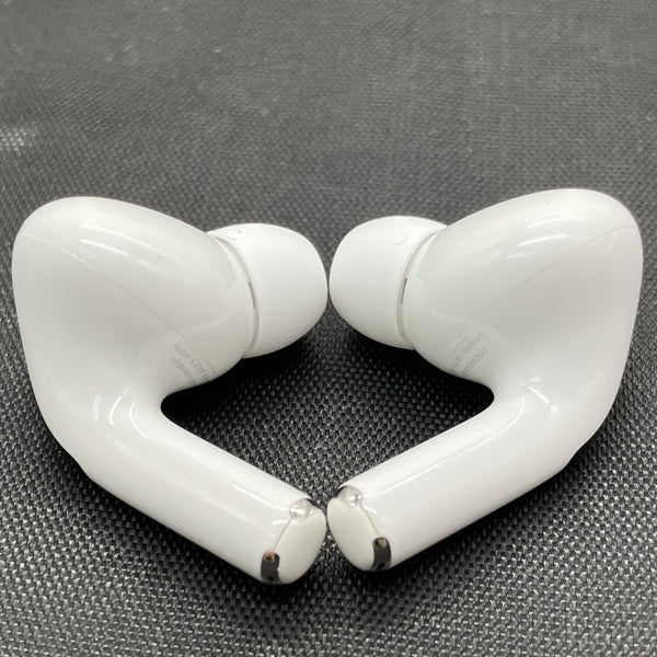 【中古】MagSafe充電ケース(USB-C)付きAirPods Pro(第2世代) MTJV3JA【秋葉原】