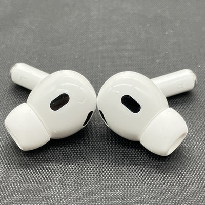 【中古】MagSafe充電ケース(USB-C)付きAirPods Pro(第2世代) MTJV3JA【秋葉原】