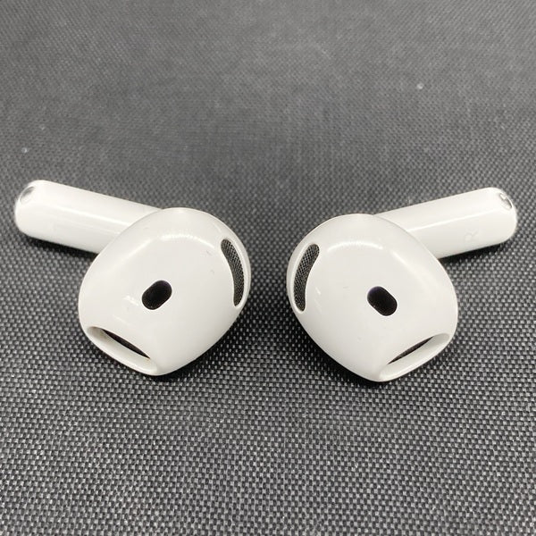 【中古】AirPods 4 MXP93J/A（アクティブノイズキャンセリング搭載）【秋葉原】