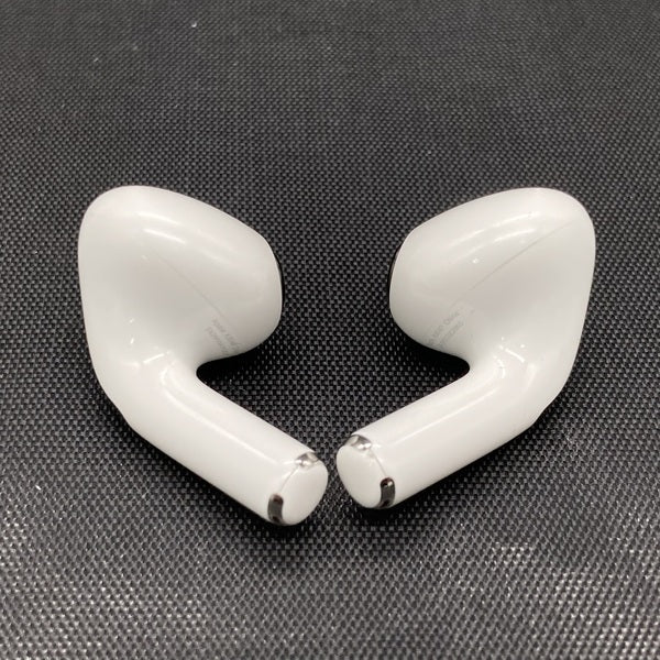 【中古】MagSafe充電ケース(USB-C)付きAirPods Pro(第2世代) MTJV3JA【秋葉原】