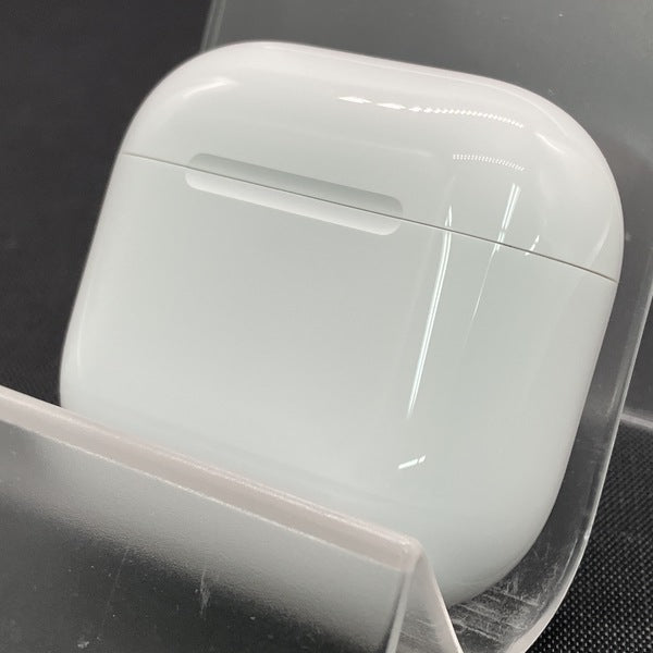 【中古】AirPods 4 MXP93J/A（アクティブノイズキャンセリング搭載）【名古屋】