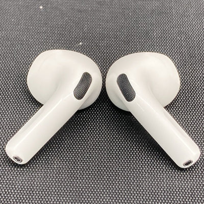 【中古】AirPods 4 MXP93J/A（アクティブノイズキャンセリング搭載）【日本橋】