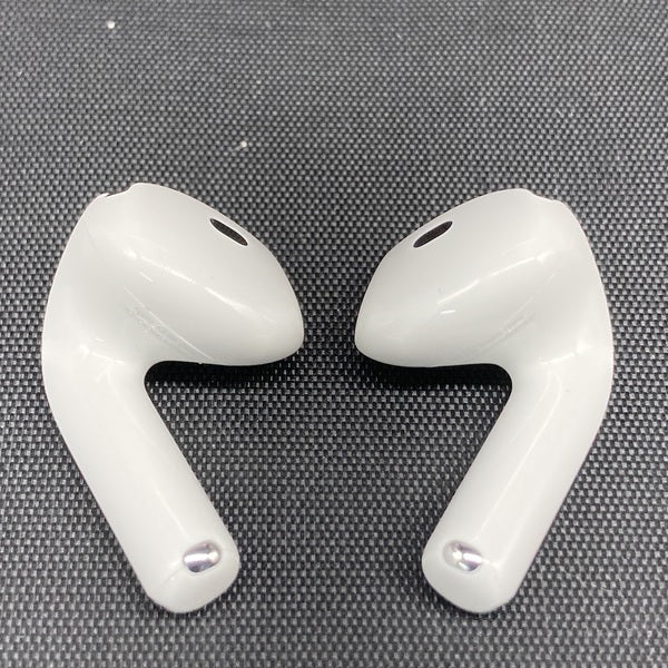 【中古】AirPods 4 MXP93J/A（アクティブノイズキャンセリング搭載）【日本橋】