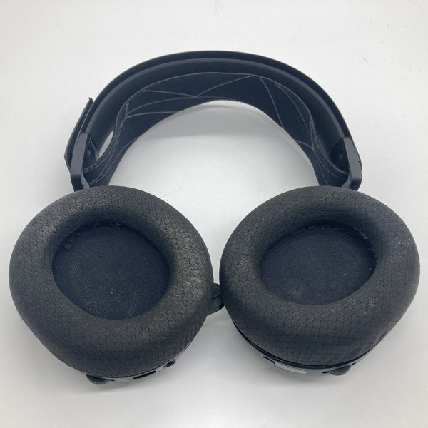 【中古】SteelSeries Arctis 7 Black (2019 Edition)【秋葉原】