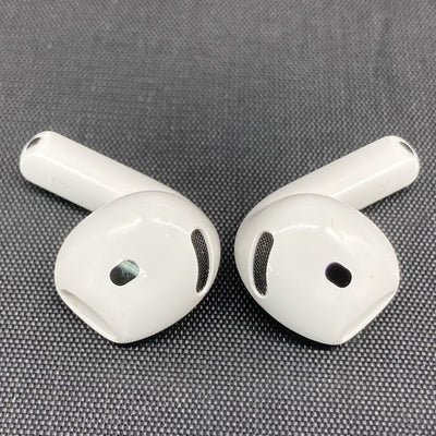 【中古】AirPods 4 MXP63J/A【日本橋】