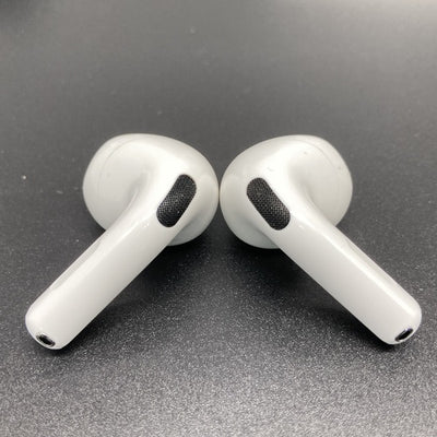【中古】AirPods 4 MXP93J/A（アクティブノイズキャンセリング搭載）【秋葉原】