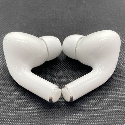 【中古】MagSafe充電ケース(USB-C)付きAirPods Pro(第2世代) MTJV3JA【秋葉原】
