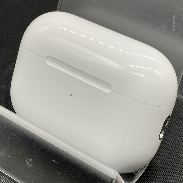 【中古】MagSafe充電ケース(USB-C)付きAirPods Pro(第2世代) MTJV3JA【秋葉原】