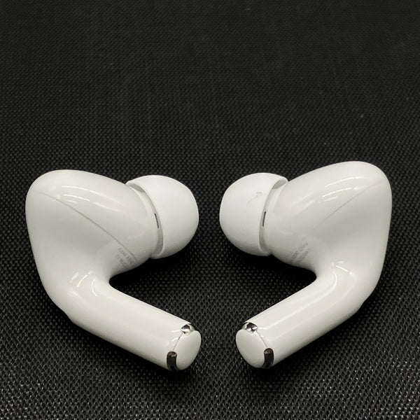 【中古】MagSafe充電ケース(USB-C)付きAirPods Pro(第2世代) MTJV3JA【秋葉原】