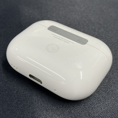 【中古】AirPods Pro (第2世代) MagSafe充電ケース(USB-C)【秋葉原】