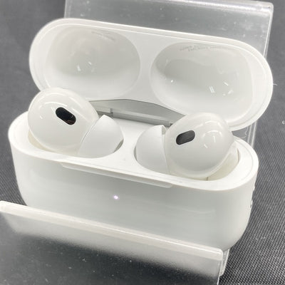 【中古】MagSafe充電ケース(USB-C)付きAirPods Pro(第2世代) MTJV3JA【秋葉原】