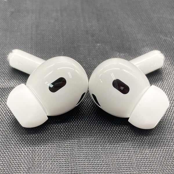 【中古】MagSafe充電ケース(USB-C)付きAirPods Pro(第2世代) MTJV3JA【秋葉原】