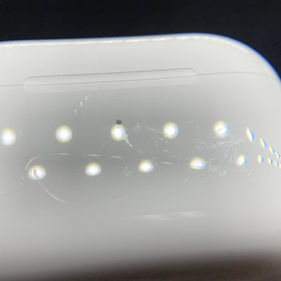 【中古】MagSafe充電ケース(USB-C)付きAirPods Pro(第2世代) MTJV3JA【秋葉原】