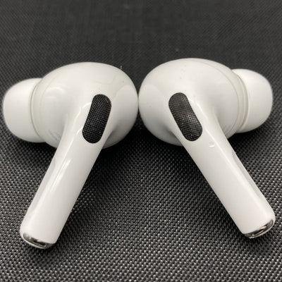 【中古】MagSafe充電ケース(USB-C)付きAirPods Pro(第2世代) MTJV3JA【日本橋】