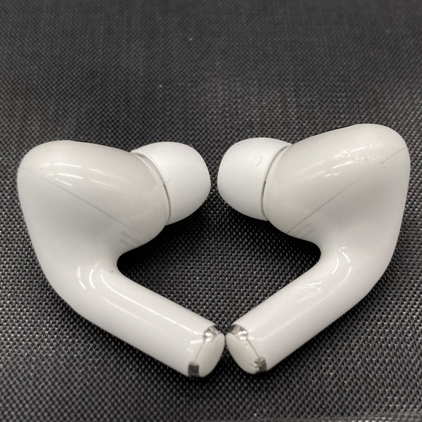 【中古】MagSafe充電ケース(USB-C)付きAirPods Pro(第2世代) MTJV3JA【日本橋】
