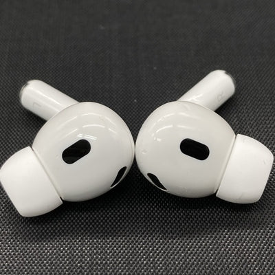 【中古】MagSafe充電ケース(USB-C)付きAirPods Pro(第2世代) MTJV3JA【日本橋】