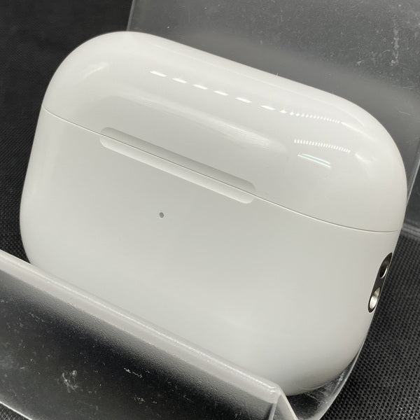 【中古】MagSafe充電ケース(USB-C)付きAirPods Pro(第2世代) MTJV3JA【秋葉原】