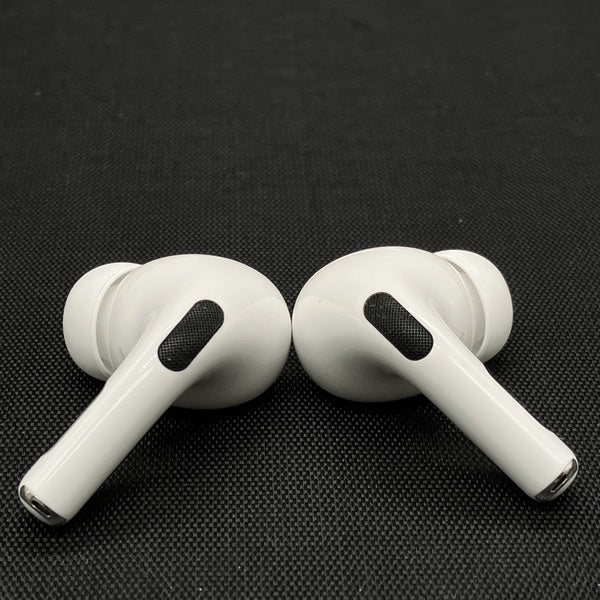 【中古】MagSafe充電ケース(USB-C)付きAirPods Pro(第2世代) MTJV3JA【秋葉原】