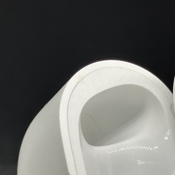 【中古】MagSafe充電ケース(USB-C)付きAirPods Pro(第2世代) MTJV3JA【秋葉原】