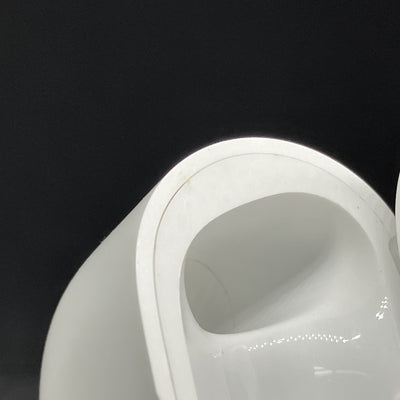 【中古】MagSafe充電ケース(USB-C)付きAirPods Pro(第2世代) MTJV3JA【秋葉原】