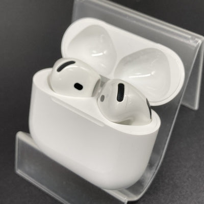 【中古】AirPods 4 MXP93J/A（アクティブノイズキャンセリング搭載）【秋葉原】
