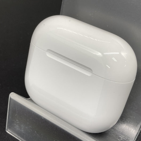 【中古】AirPods 4 MXP93J/A（アクティブノイズキャンセリング搭載）【秋葉原】